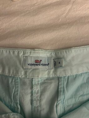 Vineyard Vines shorts size 4, light blue/ green color (mint green color) cute!!